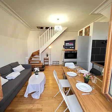 Duplex Dans Un Chateau