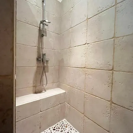 Duplex Dans Un Chateau Apartment Villeneuve-le-Roi
