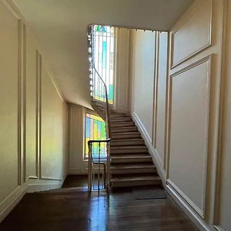 Duplex Dans Un Chateau Apartment